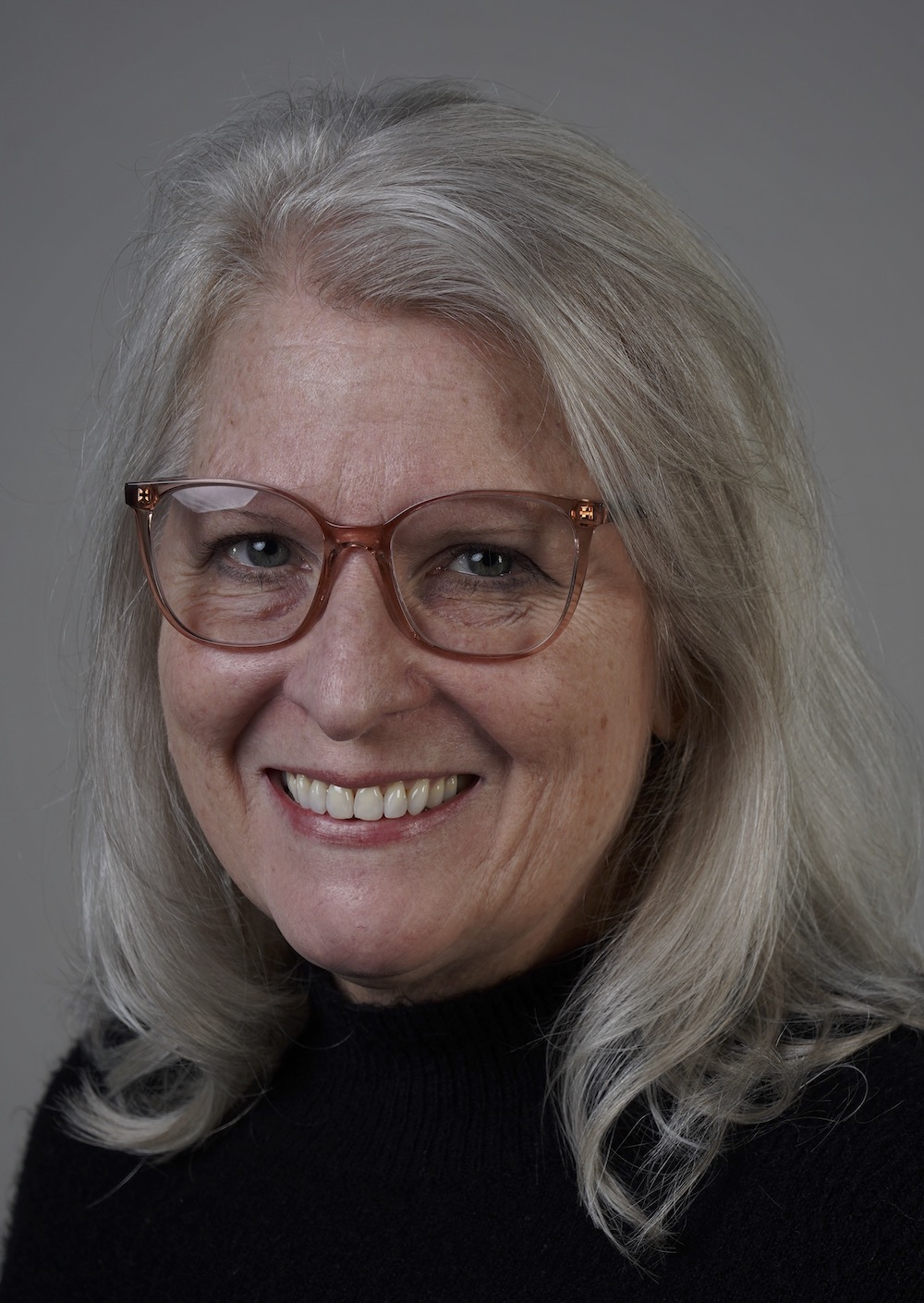 Robin Weaver – Licensed Clinical Mental Health Counselor Associate